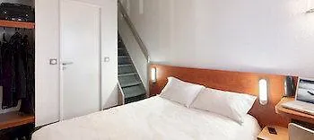 B&B Hotel Brest Kergaradec Aeroport Gouesnou 2*,